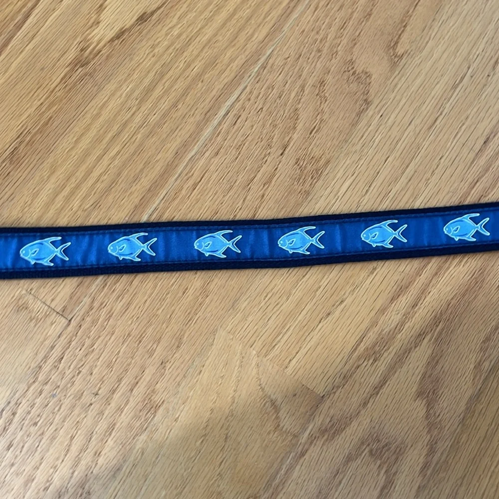 Vineyard Vines Belt size 30 (fits 28)